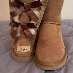 Womens Bailey Bow Uggs